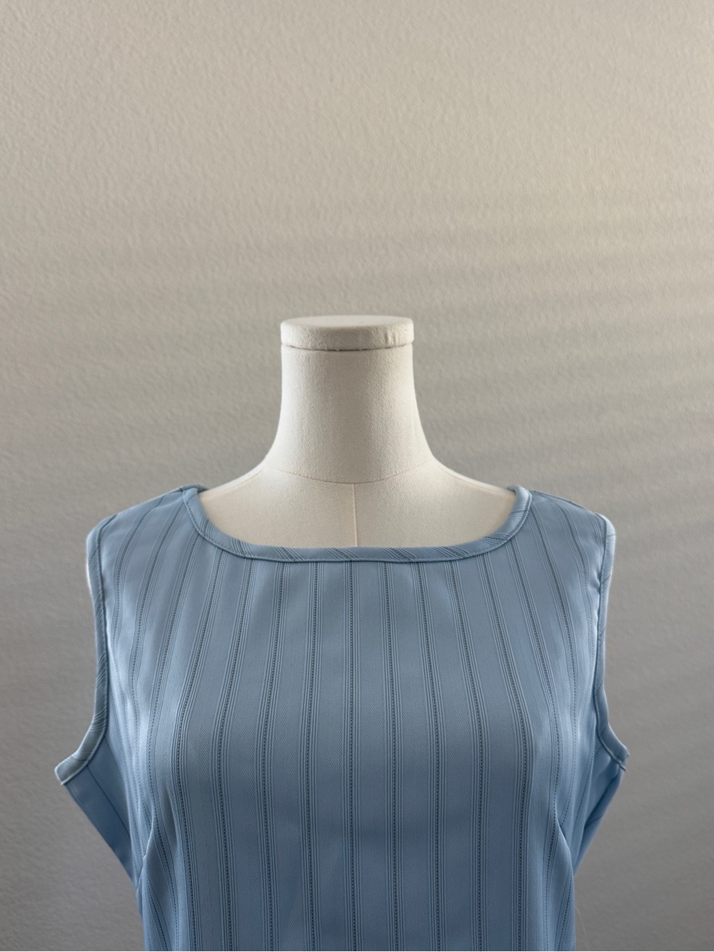 Vintage Y2K Light Blue Pinstripe Belted Dress - Picture 5 of 9